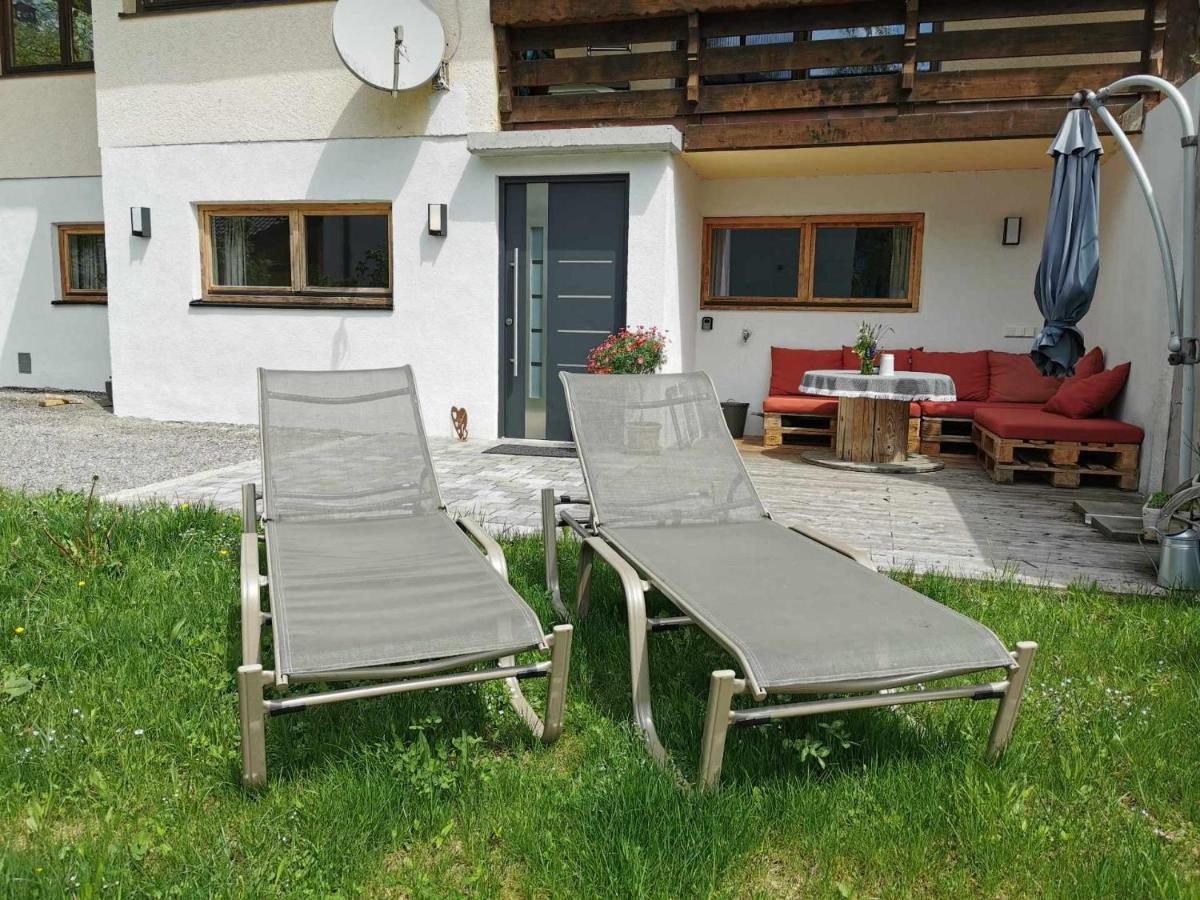 Ferienwohnung Stoablick - Barrierefrei Mit Bergblick Bad Goisern Kültér fotó